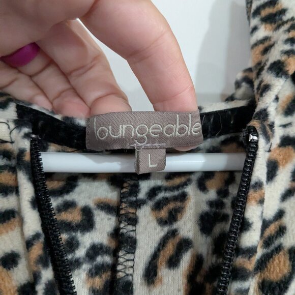 Loungeable Leopard Print Cat Fleece Onesie Pajamas Tan Black Size Large - Picture 4 of 5